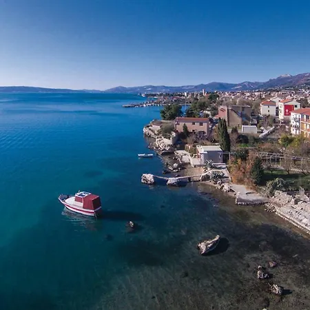 Ani Apartment *