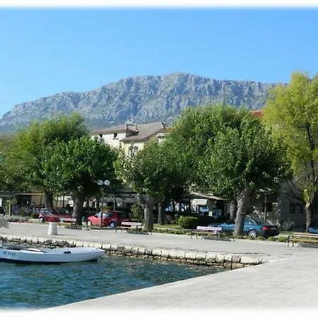 Ani Apartamento Kaštela